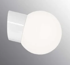 Classic Glob 150 badrumslampa