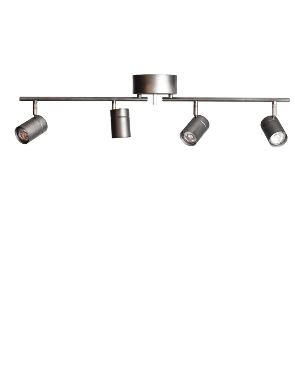 Correct 4 spotlight