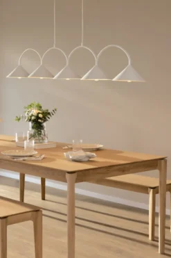 Curve 165cm taklampa