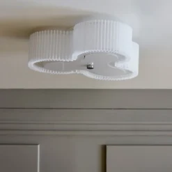 Kolme Ø50 plafond