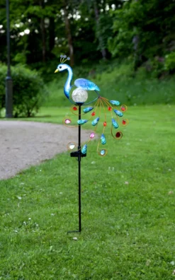 Peacock solcellslampa