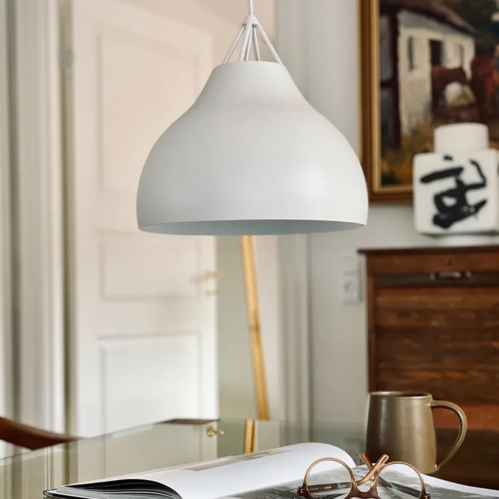Pyra Ø30 taklampa