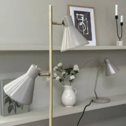 Sleep golvlampa