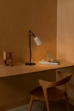 Studio 55cm skrivbordslampa
