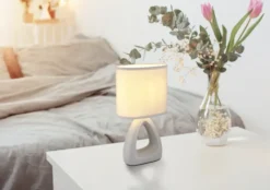 Triangle 30cm bordslampa