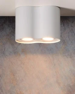 Tube 2 spotlight